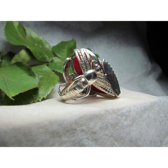 Handmade Red and White Nautilus Shell with Two Sterling Silver Dragonflies Ring - Picture 3 of 11